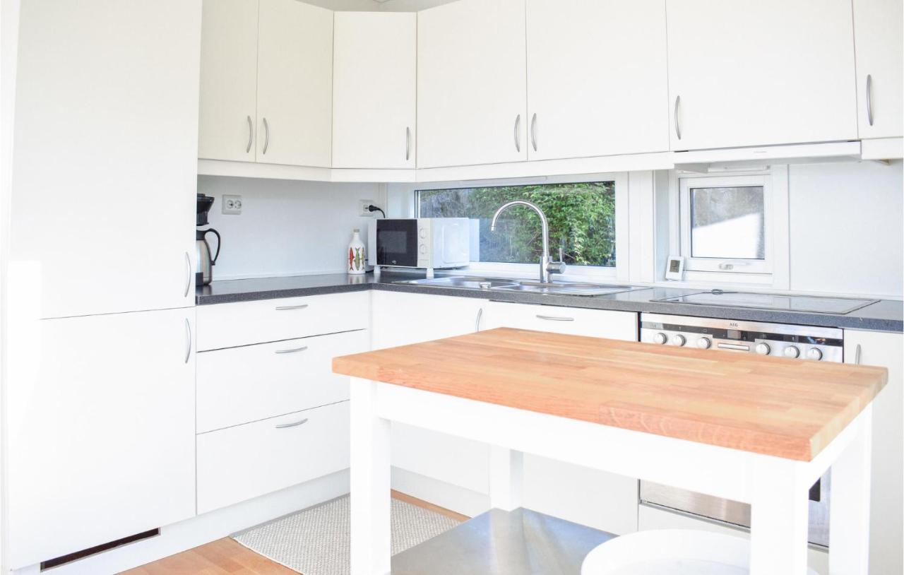 Stunning Home In Jorpeland With Kitchen Bagian luar foto